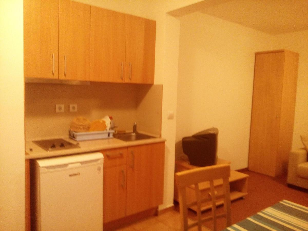 Quiet, Relax And Sand Beach Place With 4Star Service Ахелой Экстерьер фото