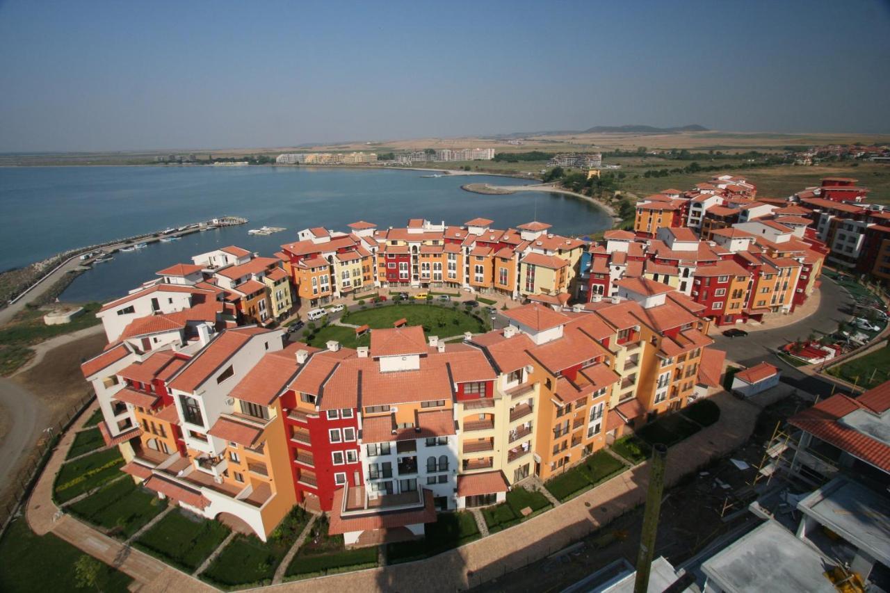 Quiet, Relax And Sand Beach Place With 4Star Service Ахелой Экстерьер фото